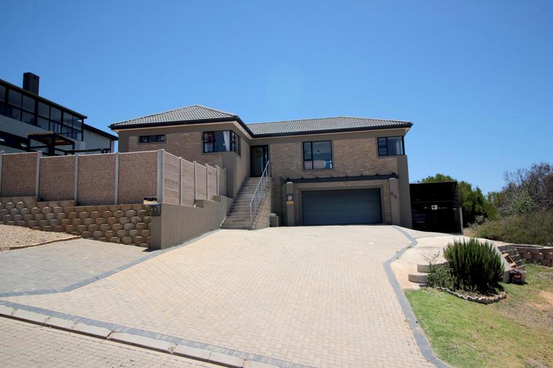 4 Bedroom Property for Sale in Island View Western Cape
